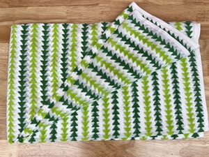 Tissu en coton imprimé à la main indien biologique léger traditionnel estampillé à la main pour les filles Type de fil peigné - Product Image 2