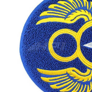 Patchs en chenille personnalisés brodés pour vestes, sweats à capuche et vêtements – Patchs en chenille avec lettres brodées sur mesure pour vestes de mode - Product Image 5