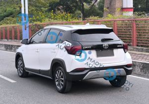 <span class=keywords><strong>2022</strong></span> para <span class=keywords><strong>Yaris</strong></span> L, Auto Compacto con Características Modernas y Rendimiento Eficiente - Product Image 4