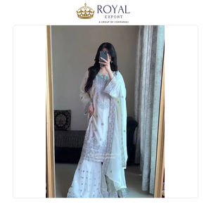 Collection de costumes Sharara de mariage de la meilleure qualité, tendance actuelle, en faux georgette avec des travaux complexes de fils et de sequins - Product Image 3