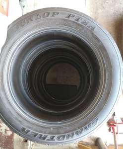 Neumáticos Radiales sin Aire de Primera Calidad para Autos Deportivos, Personalizados, para Césped Artificial, Venta al Por Mayor, Entrega Rápida Disponible - Product Image 4