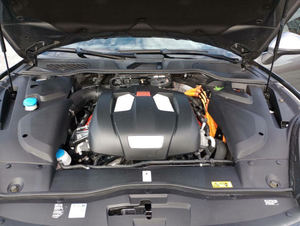 2012 pour Cayenne Turbo AWD direction automatique gauche R18 pneus avec porte-bagages en métal intérieur en cuir foncé prêt à expédier - Product Image 2