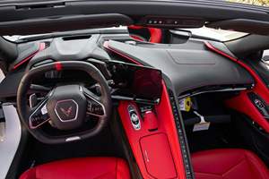 2023 คอร์เวทท์ ซี06 คอนเวอร์ทิเบิล แพ็คเกจสมรรถนะสูงสุด ซี06 ภายในสีแดง ไม่ได้ดัดแปลง - Product Image 5