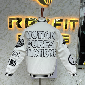 Chaqueta de Hombre de Lana y Seda Bordada de Primera Calidad con Cierre de Botones Cubiertos, Chaquetas Universitarias, Chaquetas Letterman - Product Image 6