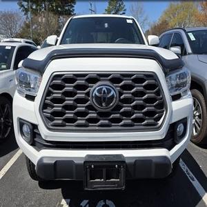 Toyota Tacoma Pickup 2020 Très Propre, Moteur 4.1L à Aspiration Naturelle, Boîte Automatique, Sièges en Cuir, Toit Ouvrant - Product Image 1