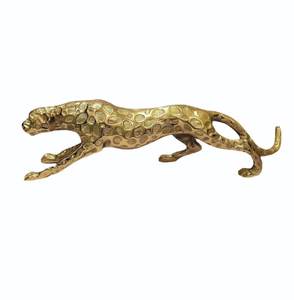 Statue de léopard dorée en métal artisanal de luxe, très vendue, pour la décoration intérieure, usage domestique, décoration intérieure de bureau - Product Image 2