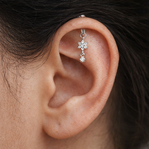 แหวนจิวหัวลูกศรประดับเซอร์โคเนียสแตนเลสสตีล ขนาด 16G 6 มม. - เครื่องประดับสำหรับเจาะหูสำหรับงานปาร์ตี้ - Product Image 4
