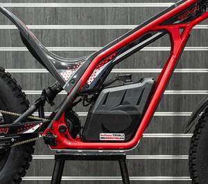 TOUT NEUF  TXP-24 Moto de course 80cc >80km/h Automatique Électrique - Product Image 2