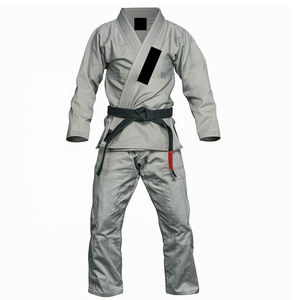 Uniformes de Karate de Poliéster de Alta Calidad para Hombre, Uniforme de Karate con Logotipo Personalizado, Venta al por Mayor, Nuevo Uniforme de Artes Marciales de Karate de Alta Calidad - Product Image 4