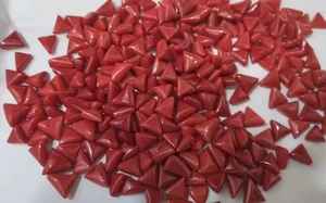 Cabujón de Coral Rojo Natural de Alta Calidad, Gema Suelta en Forma de Triángulo para la Fabricación de Joyas, Gemas al por Mayor - Product Image 2