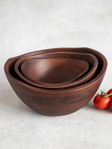 Cuenco de madera hecho a mano para uso en cocina casera y restaurante con acabado natural pulido artístico - Product Image 2