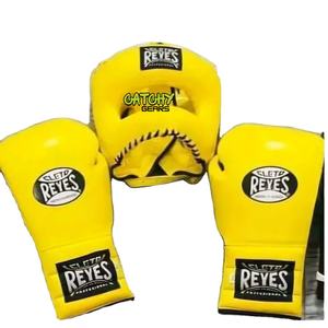 Ensemble d'entraînement de boxe robuste : Gants et pads pour le frappeur, le sparring, la gym et l'entraînement physique - Product Image 1