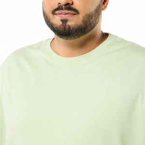 เสื้อยืดสะพายไหล่สำหรับผู้ชายน้ำหนักเบา - Product Image 5