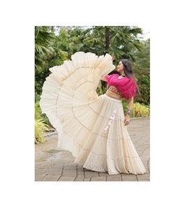 Neues Designer Readymade Cotton <span class=keywords><strong>Navratri</strong></span> Lehenga <span class=keywords><strong>Choli</strong></span> <span class=keywords><strong>Set</strong></span> mit Leheriya-Druck arbeiten zum Großhandels preis aus Indien erhältlich - Product Image 1
