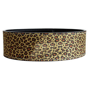 El cinturón de levantamiento de pesas fuerte y de apoyo hecho de materiales duraderos mejora la postura y equilibra a los atletas de entrenamiento de fuerza. - Product Image 2