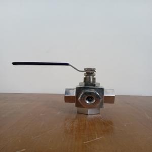 Válvula de bola manual personalizable de 2 piezas para agua de alta temperatura ANSI 150 Brida Potencia neumática - Product Image 6