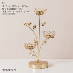 Portavelas de la mejor venta, candelabro de Metal vacío, candelabro pequeño decorativo hecho a mano para festivales de India - Product Image 2