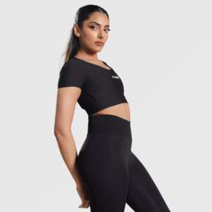 เสื้อชั้นในกีฬาสีดำ Tempo Sports Top - Product Image 3