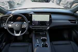 รถใหม่เอี่ยม ปี 2026 เล็กซัส RX-SERIES RX 350 PLATINUM 0 กม. 200-299 แรงม้า เครื่องยนต์ 5 สูบ 5 ที่นั่ง เกียร์อัตโนมัติ - Product Image 5