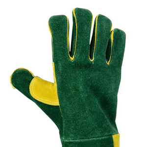 Guantes personalizados para parrilla de trabajo de soldadura resistentes al calor y al fuego de la mejor calidad hechos a medida al por mayor - Product Image 4