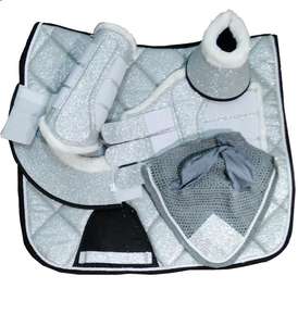 Ensemble de tapis de selle de luxe pour chevaux, absorbant les chocs, respirant, doux, matelassé, coussin d'équitation équestre, design personnalisé - Product Image 1