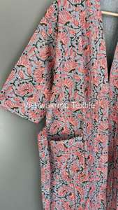 Chaquetas Kantha 100% Algodón, Acolchadas, Ecológicas, Hechas a Mano en India, Chaqueta de Invierno para Mujer con Cierre de Cinturón - Product Image 2