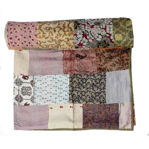 Couvre-lit traditionnel indien en soie Kantha, motif floral, patchwork, couvre-lit en microfibre, édredon King size, lot de 5 pièces en gros - Product Image 1
