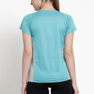 Camiseta Deportiva de Tela Elástica y Uso Duradero con Comodidad Ligera y Estilo Limpio - Product Image 5