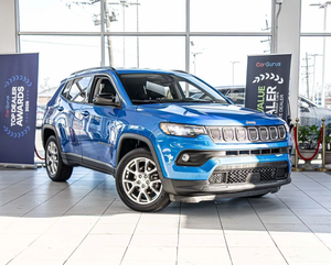 Jeep Compass Latitude Lux 2022, best-seller, très bien noté, bleu perle - Product Image 1