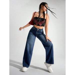 Jeans de Mujer Tallas Grandes Azul Oscuro de Pierna Recta, Ajuste Regular, Elásticos, de Mezclilla, Pantalones de Pierna Ancha Media, OEM, Verano, Lavados, Casuales - Product Image 6