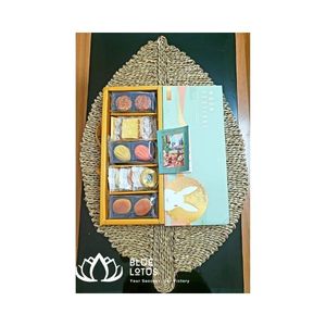 Medium Seagrass Leaf Shaped Table Placemats/ Custom Straw Mat for <b>Home</b> Textiles <b>Furniture</b> Blue Lotus Viet Nam - Product Image 1