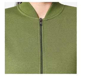 แจ็กเก็ตบอมเบอร์ไซส์ XL ของผู้หญิงเสื้อแจ็กเก็ตนักบินคอปกแบบมีกระดุมปักโลโก้พิมพ์ลายเบสบอลย้อมสีล้วน - Product Image 3