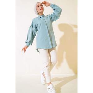 Camisa bordada con cuentas Verde almendra TR Origen Patrón regular Tela no especificada - Product Image 1