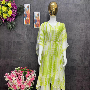 Costume de caftan palazzo de couleur verte légère en impression numérique avec tissu Georgette pour les femmes indiennes pakistanaises - Product Image 1