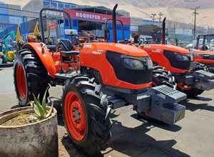 Tracteurs Kubota M954X 25hp 30hp 35hp 40hp avec chargeur frontal et chargeuse-pelleteuse - Product Image 3