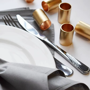 Anneaux de serviette de mariage, anneaux de serviette en cuivre, anneau de serviette industriel, décoration de table en cuivre, cadeau de pendaison de crémaillère, anneaux de serviette, porte-serviettes - Product Image 6