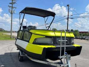 2024 Sea-DooS SwiTtch Cruisse 18 230cv disponible - Product Image 3