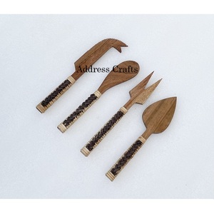 Ensemble d'outils de coupe de fromage en bois artisanal de conception créative poignée en osier tissé à la main manuel ensemble durable écologique 3 vaisselle - Product Image 4