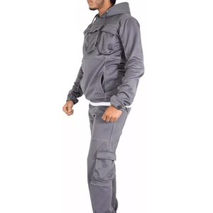 Venta caliente de los hombres gris sólido patrón Cargo bolsillo chándal reflectante tubería Sudadera con capucha pantalones de chándal ropa de gimnasio superior e inferior para el invierno - Product Image 2