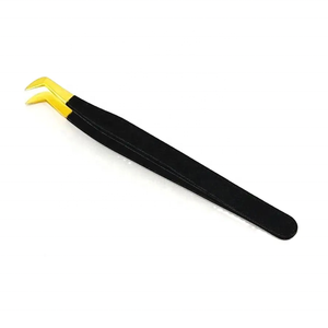 แหนบขนตาสแตนเลสปลายทองด้ามจับสีดำแบบมืออาชีพออกแบบโลโก้แบรนด์ตามสั่งรูปตัวแอลปลายแหลม - Product Image 6