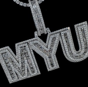 Collier pendentif en diamant Moissanite certifié de meilleure qualité pour cadeau d'anniversaire aux prix de gros de l'Inde - Product Image 4