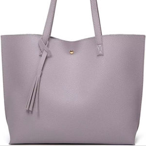 Bolso de mano minimalista para mujer 2025 en piel sintética mate con borla elegante para mujeres elegantes y mucho espacio en el interior - Product Image 1