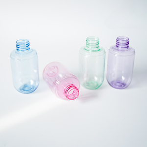 Botella PET OEM de 100ml con tapón de rosca, cápsula verde para tóner, champú para el cuidado de la piel - Product Image 2