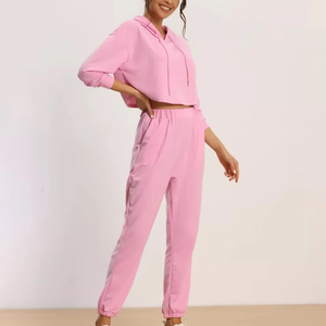 2025 Traje de jogging informal con logotipo personalizado para mujer Tallas grandes Sudadera con capucha recortada en blanco y chándal de salón Conjunto de 2 piezas para invierno - Product Image 3