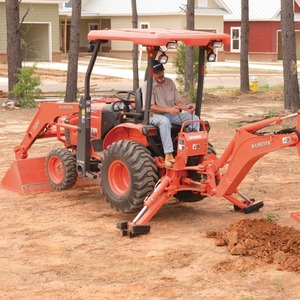 Mini Kubota 4wd 4x4 20hp 50hp 25hp 120hp Mini Farm Tractors Used Kubota Agriculture Farm <b>Machinery</b> Cheap - Product Image 5