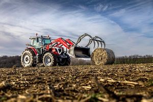 Massey Ferguson MF 6S d'occasion Expédition depuis l'Allemagne rapide et fiable à bas prix - Product Image 4