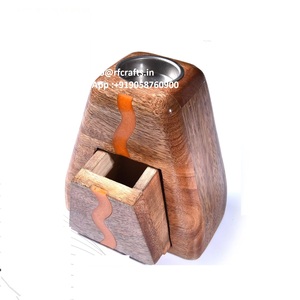 Brûleur d'encens élégant en résine en bois Medkhan Mubkhar pour les cérémonies spirituelles - Product Image 1