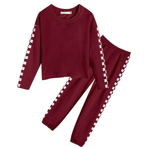 Chándal hecho a medida de alta calidad para niños, diseño impreso de invierno, precios al por mayor personalizados - Product Image 1