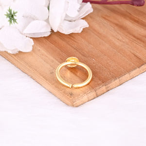 Anneau en laiton simple à la mode, prix de gros, vente chaude, plaqué or, anneaux simples pour femmes, anneau minimaliste réglable, cadeau pour un usage décontracté - Product Image 3