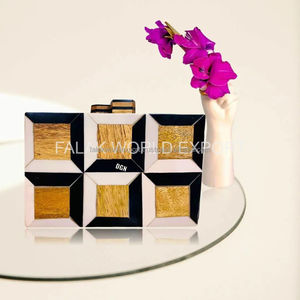 Conception personnalisée de la pochette en résine FWE Sac à main fantaisie avec strass pour soirée pour dames Pochette pour événements de fête Sacs à main pour femmes les plus populaires - Product Image 3